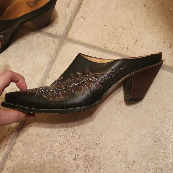 Charlie 1 Horse Black Embroidered Leather Heeled Mules Made in Brazil Size 8B - Picture 6 of 12